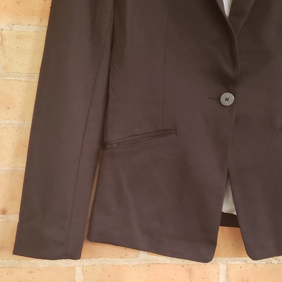 H&M black blazer, size 6 (36) - Picture 3 of 5